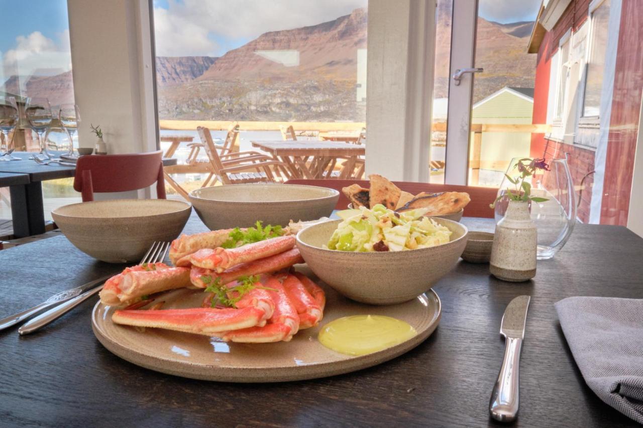 Hotel Disko Island Qeqertarsuaq Esterno foto